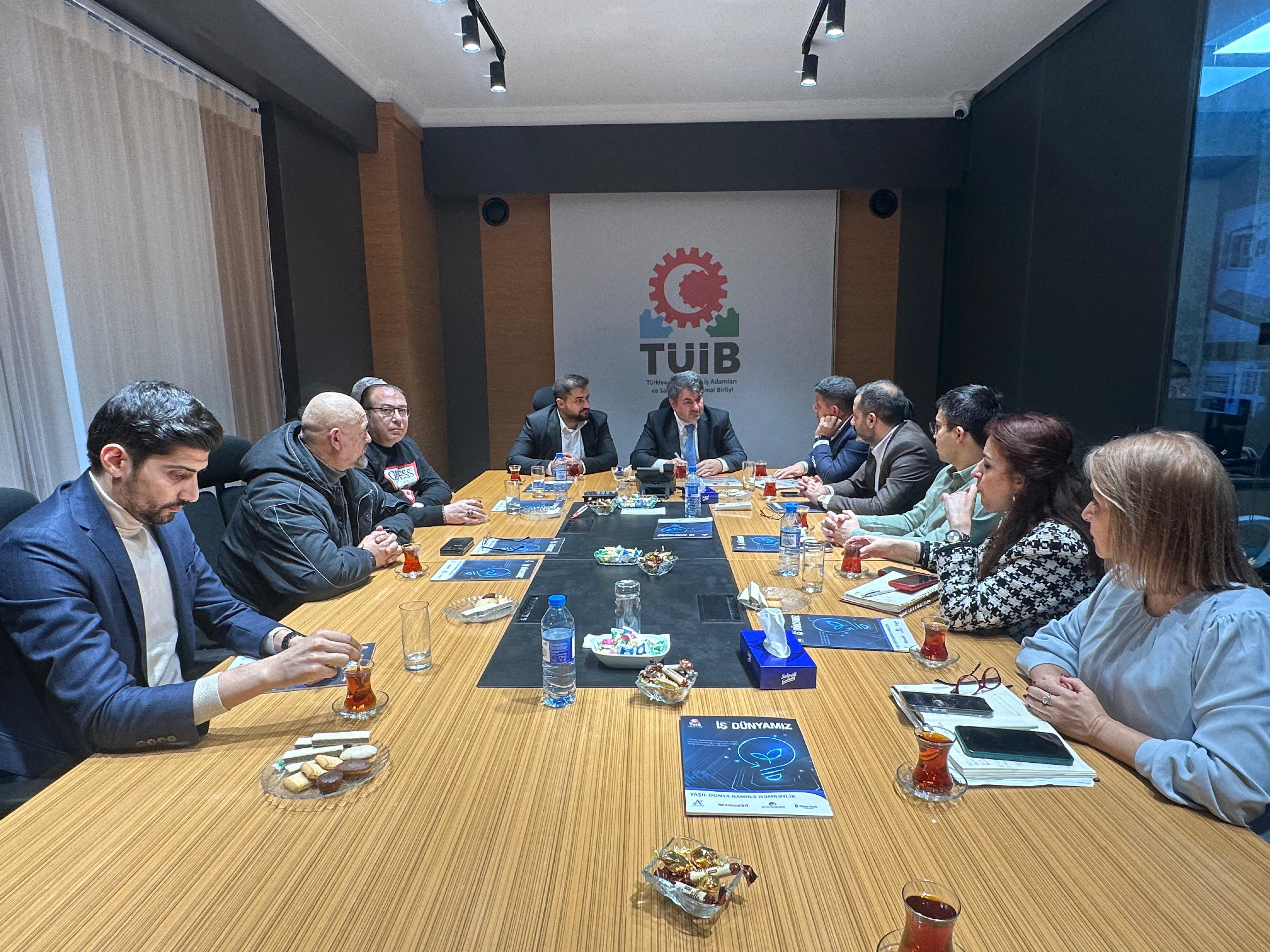 Polatlı Ticarət Palatasının nümayəndə heyəti, Türkiyə-Azərbaycan İş Adamları və Sənayeçiləri İctimai Birliyinin (TÜİB) ofisini ziyarət edib.